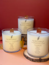 Load image into Gallery viewer, Marshmallow Pumpkin (Vanilla-Pumpkin-Cinnamon-Maple) Wooden Wick Candle

